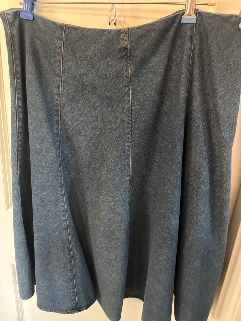 Jones New York Denim Skirt. Size 16.